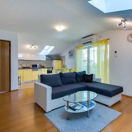 Apartmani Admiral Viskovo Екстер'єр фото