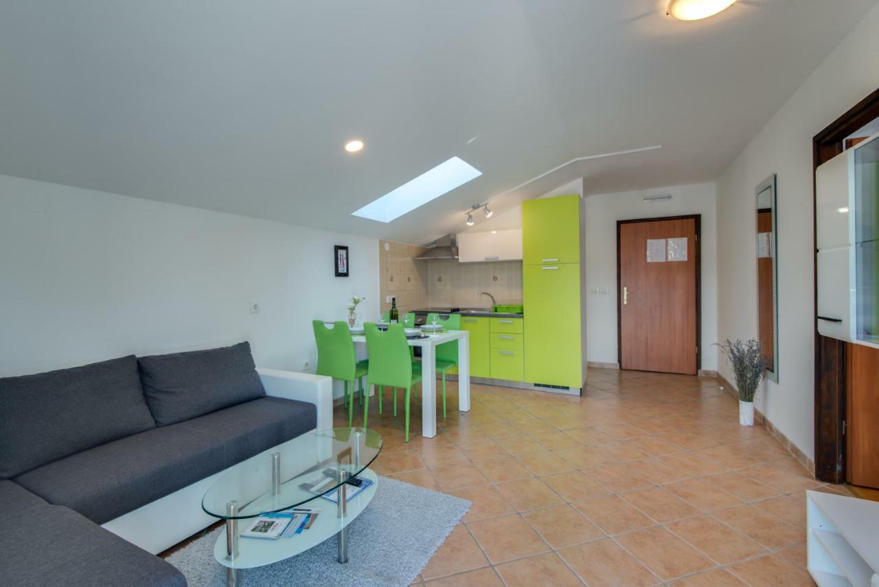 Apartmani Admiral Viskovo Екстер'єр фото