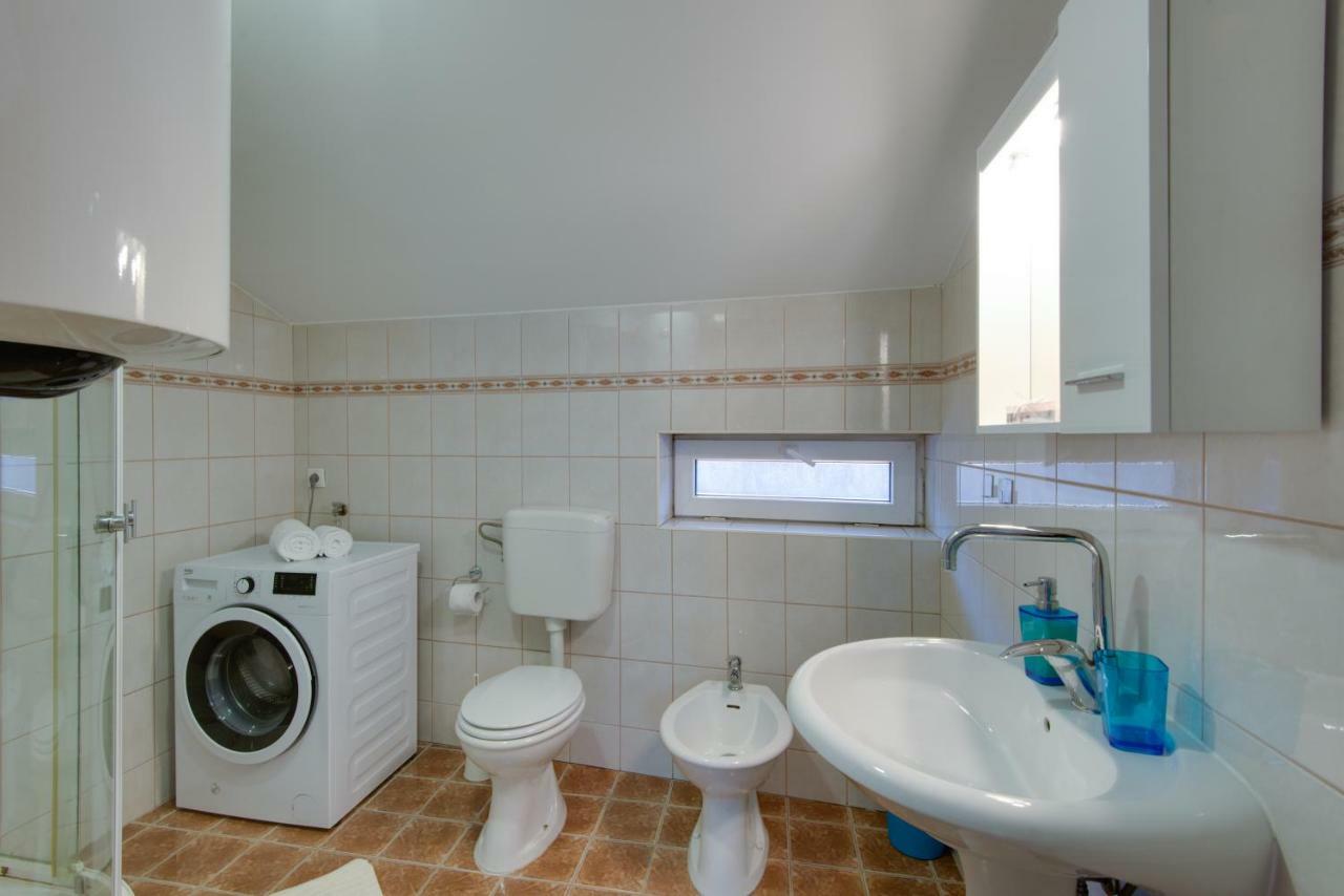 Apartmani Admiral Viskovo Екстер'єр фото