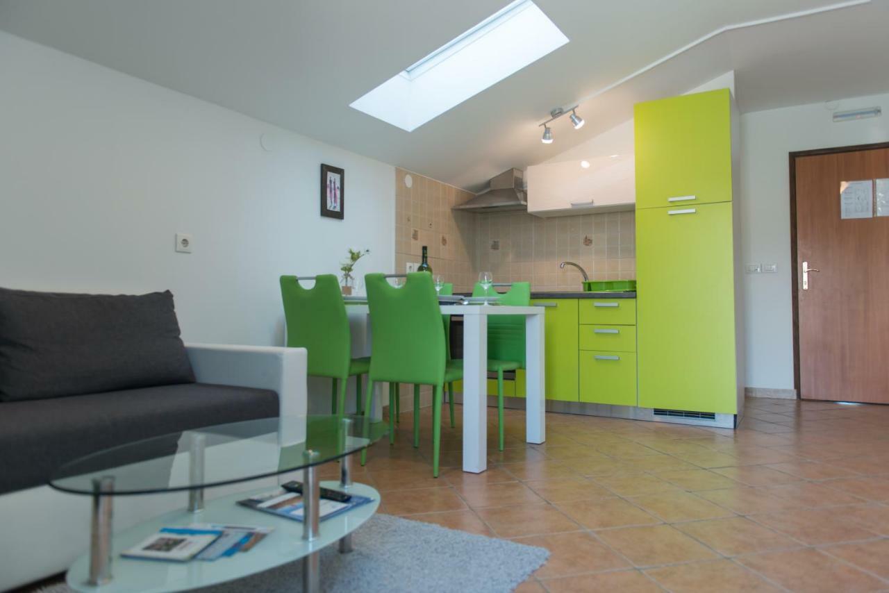 Apartmani Admiral Viskovo Екстер'єр фото